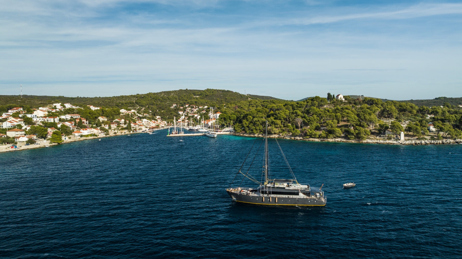 Rara Avis yacht in front of Maslinica port, Šolta