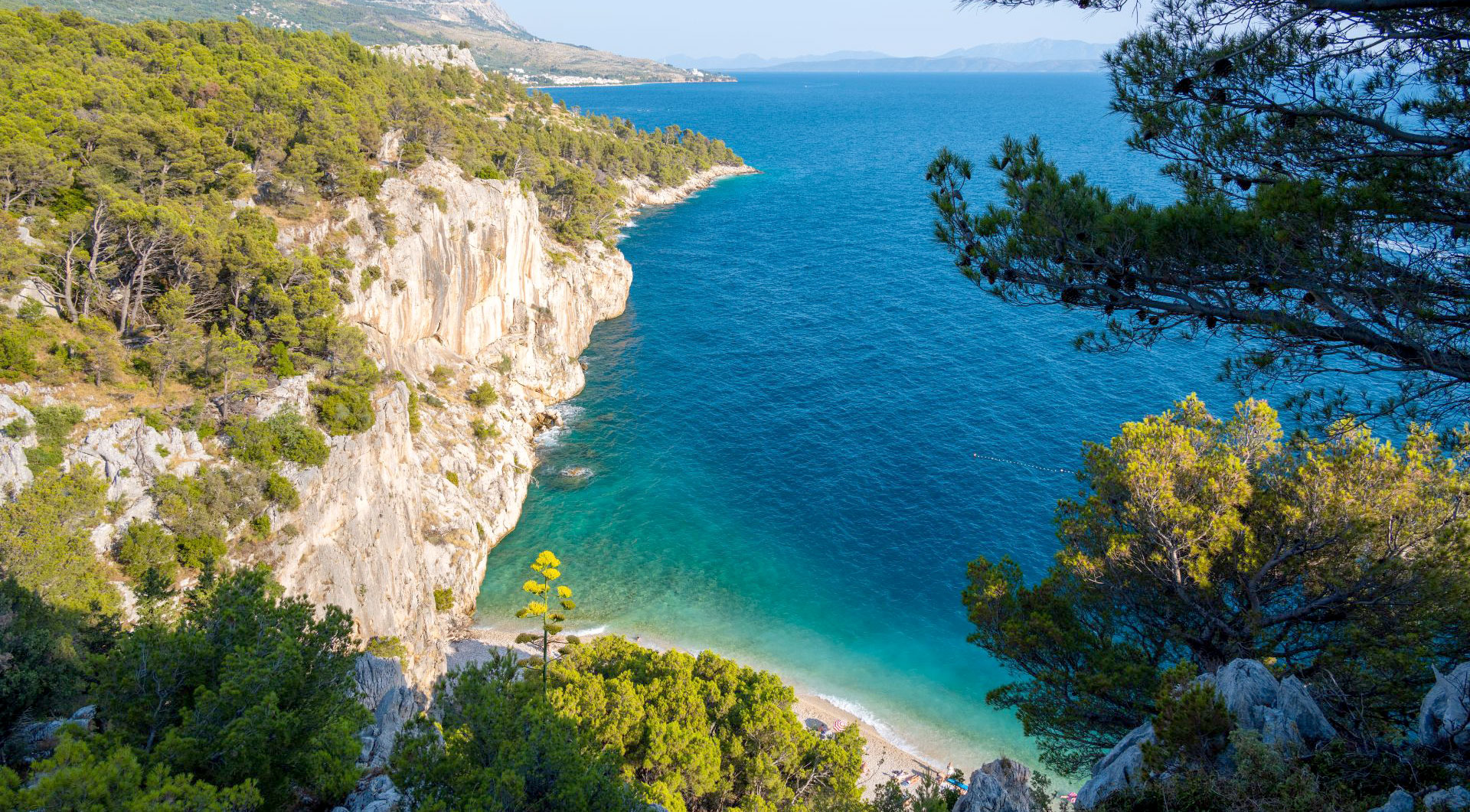 nugal_beach_makarska